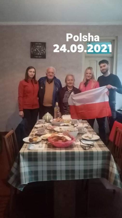 Guest House Knarik Jvari Bagian luar foto