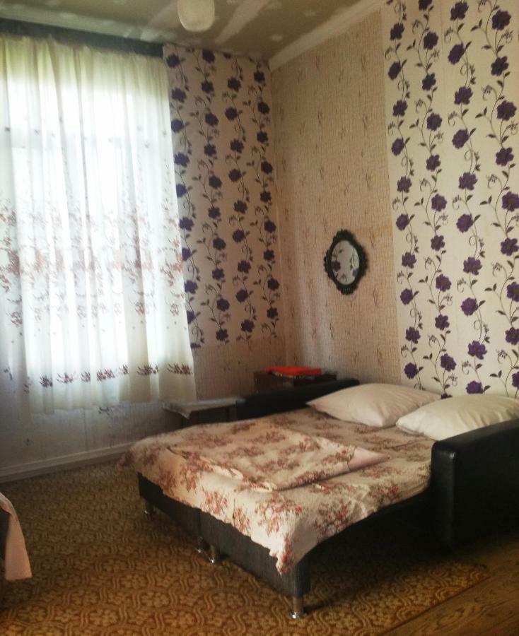 Guest House Knarik Jvari Bagian luar foto